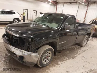2008 GMC Sierra 1500 Work Truck with VIN 1GTEK14C88Z323391, listed as a IAAI auction lot 41729808 with 122,444 mi miles. Bid and sale history available at carsss.com. Image 2.