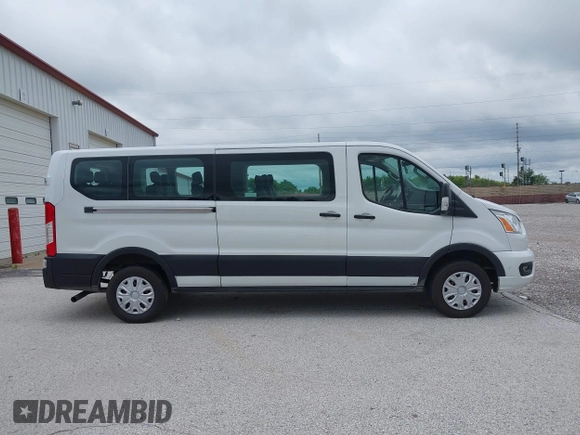 2021 Ford Transit Passenger XL with VIN 1FBAX2Y80MKA31866, listed as a IAAI auction lot 42445861 with 65,193 mi miles and . Bid and sale history available at DreamBid. Image 13.