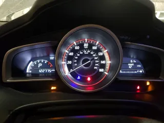 2016 Mazda 3 i Sport with VIN JM1BM1U7XG1304032, listed as a Copart auction lot 46791905 with 122,775 mi miles and Salvage Title. Bid and sale history available at carsss.com. Image 9.