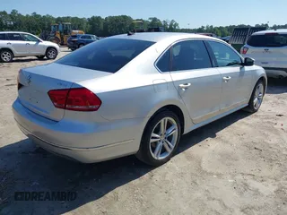 2015 Volkswagen Passat Sport с VIN 1VWBT7A36FC003247, выставлен на аукционе IAAI как лот 42468859 с пробегом 187 336 миль миль и . История ставок и продаж доступна на DreamBid. Изображение 4.
