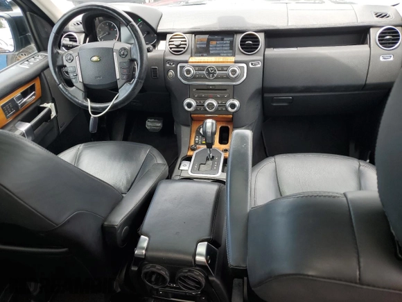 2010 Land Rover LR4 Lux with VIN SALAK2D43AA535304, listed as a Copart auction lot 56714695 with 186,756 mi miles and Clean title. Bid and sale history available at DreamBid. Image 8.