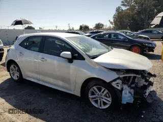 2019 Toyota Corolla Hatchback SE with VIN JTNK4RBE8K3045968, listed as a Copart auction lot 46099464 with 13,802 mi miles and Salvage Title. Bid and sale history available at carsss.com. Image 4.