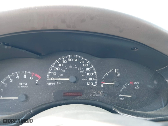 2001 Chevrolet Malibu with VIN 1G1ND52J81M617498, listed as a IAAI auction lot 42041500 with 1 mi miles. Bid and sale history available at carsss.com. Image 7.