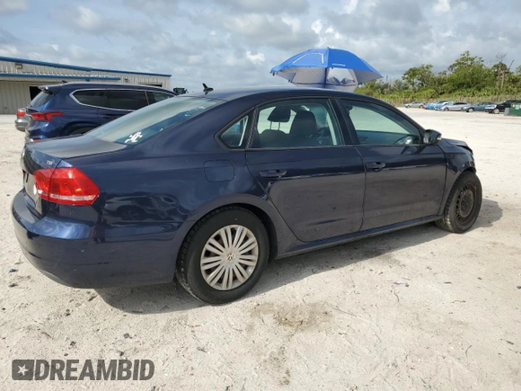 2014 Volkswagen Passat S с VIN 1VWAT7A31EC089965, выставлен на аукционе Copart как лот 58954655 с пробегом 134 695 миль миль и Списание • Salvage title. История ставок и продаж доступна на DreamBid. Изображение 3.