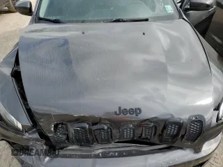 2017 Jeep Cherokee Limited с VIN 1C4PJLDBXHW603345, выставлен на аукционе Copart как лот 53149205 с пробегом 145 863 миль миль и Списание • Salvage title. История ставок и продаж доступна на DreamBid. Изображение 11.
