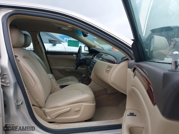 2008 Buick Lucerne CXL with VIN 1G4HD57298U203660, listed as a IAAI auction lot 42120773 with 204,077 mi miles. Bid and sale history available at carsss.com. Image 5.
