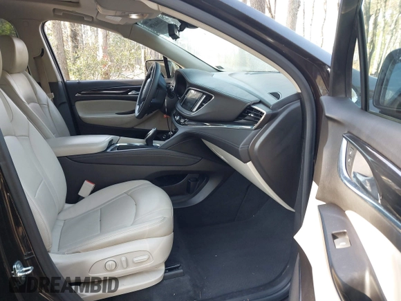 2019 Buick Enclave Essence with VIN 5GAERBKW6KJ148967, listed as a IAAI auction lot 41846879 with 58,108 mi miles and . Bid and sale history available at carsss.com. Image 5.