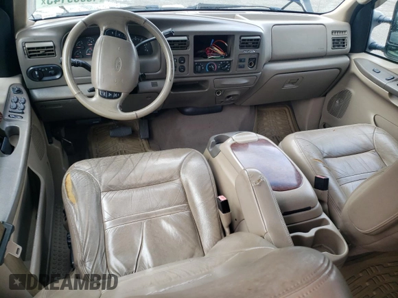 2001 Ford Excursion Limited z VIN 1FMNU43S41EC44930, wystawiony jako Copart lot #48939145 z przebiegiem 206 965 mil mil oraz Czysty tytuł • Clean title. Historia ofert i sprzedaży dostępna na DreamBid. Obrazek 8.
