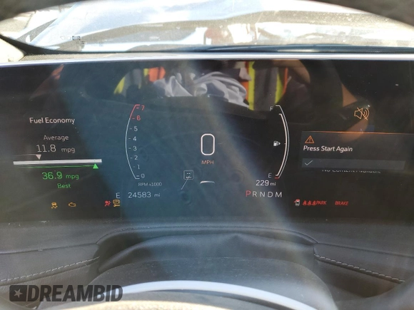 2024 Cadillac XT4 FWD Premium Luxury z VIN 1GYFZCR47RF126643, wystawiony jako Copart lot #50268745 z przebiegiem 24 583 mil mil oraz Czysty tytuł • Clean title. Historia ofert i sprzedaży dostępna na DreamBid. Obrazek 9.