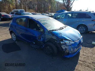 2013 Toyota Prius One z VIN JTDKDTB38D1543134, wystawiony jako IAAI lot #40891579 z przebiegiem 140 205 mil mil oraz . Historia ofert i sprzedaży dostępna na DreamBid. Obrazek 1.