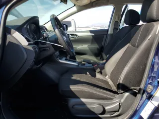 2018 Nissan Sentra S z VIN 3N1AB7AP5JY247401, wystawiony jako Copart lot #60749335 z przebiegiem 86 223 mil mil oraz Szkoda całkowita • Salvage title. Historia ofert i sprzedaży dostępna na DreamBid. Obrazek 7.
