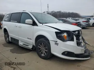 2019 Dodge Grand Caravan SXT with VIN 2C7WDGCG5KR584228, listed as a Copart auction lot 88709775 with 150,581 mi miles and Salvage Title. Bid and sale history available at DreamBid. Image 4.
