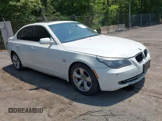 2009 BMW 5 Series 535i xDrive z VIN WBANV93559C133316, wystawiony jako IAAI lot #42403682 z przebiegiem 152 268 mil mil oraz . Historia ofert i sprzedaży dostępna na DreamBid. Obrazek 1.