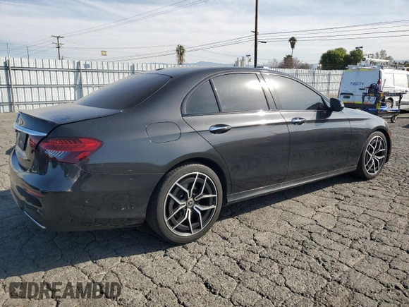 2021 Mercedes-Benz E-Class E 350 with VIN W1KZF8DB1MA897416, listed as a Copart auction lot 52254205 with 37,058 mi miles and Clean Title. Bid and sale history available at carsss.com. Image 3.