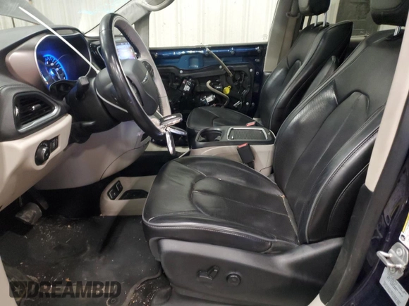 2017 Chrysler Pacifica Limited with VIN 2C4RC1GG7HR812727, listed as a Copart auction lot 63574525 with 172,424 mi miles and Clean title. Bid and sale history available at DreamBid. Image 7.