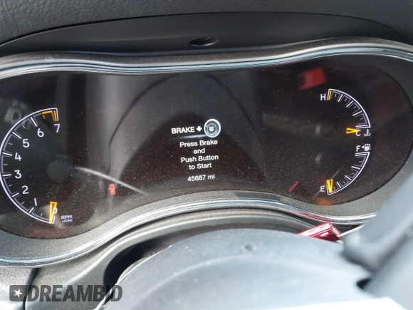 2021 Jeep Grand Cherokee Laredo X z VIN 1C4RJEAG9MC739515, wystawiony jako IAAI lot #42184910 z przebiegiem 45 687 mil mil oraz . Historia ofert i sprzedaży dostępna na DreamBid. Obrazek 7.