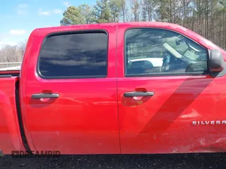 2007 Chevrolet Silverado 1500 LS with VIN 2GCEK13CX71549778, listed as a IAAI auction lot 41707503 with 223,349 mi miles. Bid and sale history available at carsss.com. Image 14.