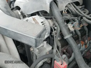 2002 GMC Yukon XL SLT z VIN 1GKFK16ZX2J194294, wystawiony jako IAAI lot #41945532 z przebiegiem 256 253 mil mil oraz . Historia ofert i sprzedaży dostępna na DreamBid. Obrazek 12.