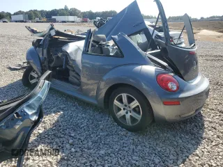 2006 Volkswagen Beetle z VIN 3VWRR31C26M401236, wystawiony jako Copart lot #72189394 z przebiegiem Nie podano mil oraz Szkoda całkowita • Salvage title. Historia ofert i sprzedaży dostępna na DreamBid. Obrazek 2.