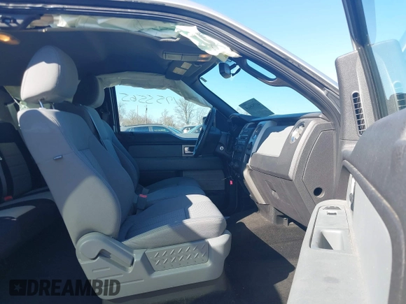 2011 Ford F-150 XL with VIN 1FTEX1CMXBFB22693, listed as a IAAI auction lot 41755565 with 123,982 mi miles. Bid and sale history available at carsss.com. Image 5.