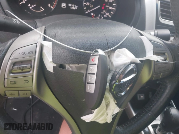 2014 Nissan Altima SL with VIN 1N4AL3AP7EN250859, listed as a IAAI auction lot 41644097 with 98,121 mi miles and . Bid and sale history available at DreamBid. Image 11.