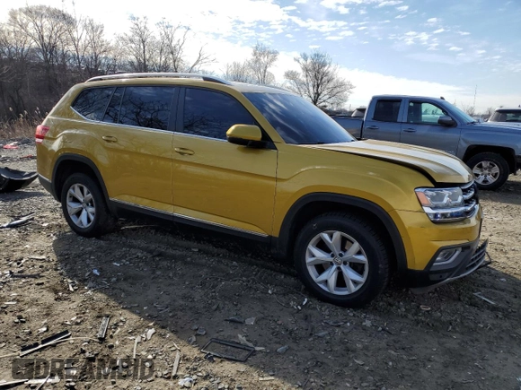2018 Volkswagen Atlas 3.6L V6 SEL with VIN 1V2MR2CA0JC532919, listed as a Copart auction lot 46690885 with 90,197 mi miles and Salvage Title. Bid and sale history available at carsss.com. Image 4.