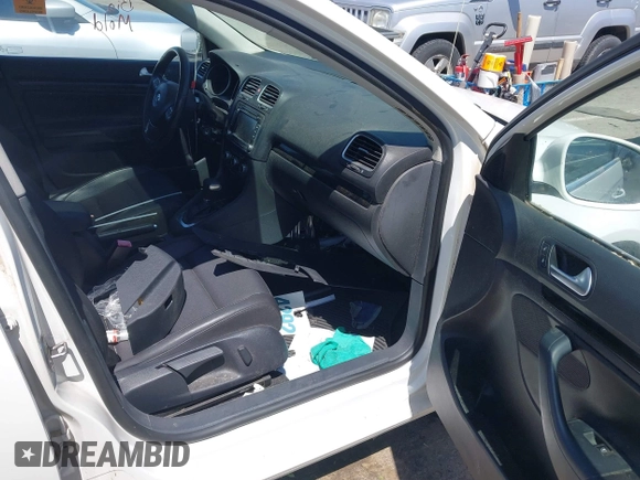 2011 Volkswagen Jetta TDI with VIN 3VWPL7AJ2BM645980, listed as a IAAI auction lot 42324480 with 70,757 mi miles and . Bid and sale history available at DreamBid. Image 5.