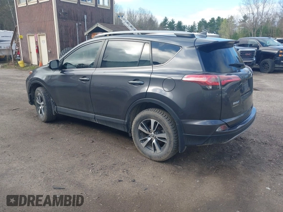 2018 Toyota RAV4 XLE z VIN 2T3WFREV9JW445903, wystawiony jako IAAI lot #42119869 z przebiegiem 47 866 mil mil oraz . Historia ofert i sprzedaży dostępna na DreamBid. Obrazek 3.