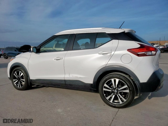 2018 Nissan Kicks SV with VIN 3N1CP5CU4JL506720, listed as a Copart auction lot 50911745 with 149,424 mi miles and Clean Title. Bid and sale history available at carsss.com. Image 2.