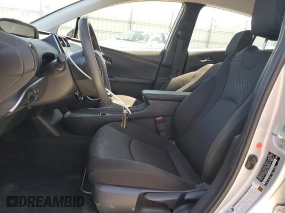2020 Toyota Prius L Eco with VIN JTDKARFUXL3120671, listed as a Copart auction lot 57913335 with 67,933 mi miles and Salvage title. Bid and sale history available at DreamBid. Image 7.