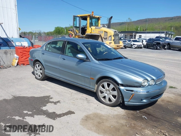 2004 Jaguar X-Type with VIN SAJEA51C64WD99643, listed as a IAAI auction lot 42086360 with 134,126 mi miles and . Bid and sale history available at DreamBid. Image 1.