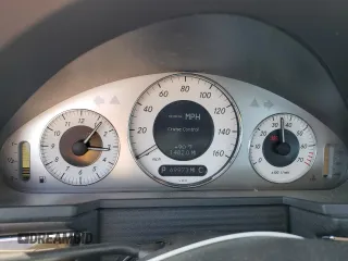 2008 Mercedes-Benz E 350 Luxury z VIN WDBUF56X98B359198, wystawiony jako Copart lot #57625445 z przebiegiem 69 973 mil mil oraz Szkoda całkowita • Salvage title. Historia ofert i sprzedaży dostępna na DreamBid. Obrazek 9.