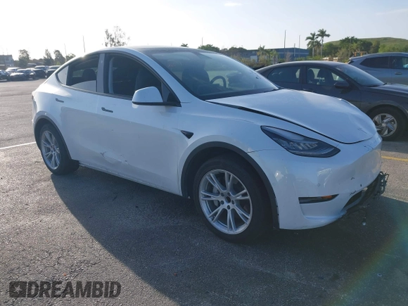 2021 Tesla Model Y Standard Range with VIN 5YJYGDED3MF103650, listed as a IAAI auction lot 41726278 with Not Provided miles and . Bid and sale history available at DreamBid. Image 6.