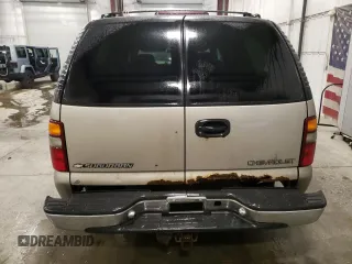 2000 Chevrolet Suburban with VIN 1GNFK16T9YJ169393, listed as a Copart auction lot 84970004 with 304,002 mi miles and Salvage Title. Bid and sale history available at carsss.com. Image 6.