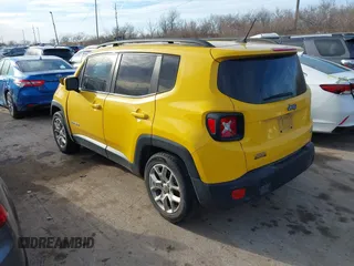 2016 Jeep Renegade Latitude with VIN ZACCJABT1GPE29482, listed as a IAAI auction lot 41694187 with Not Provided miles and . Bid and sale history available at carsss.com. Image 3.