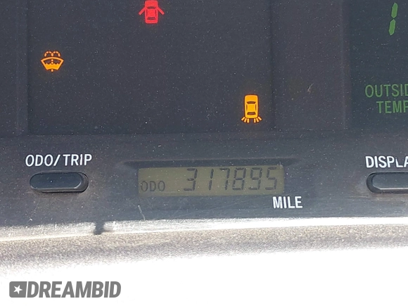 2000 Toyota Avalon XL with VIN 4T1BF28BXYU105640, listed as a IAAI auction lot 42024346 with 317,895 mi miles and . Bid and sale history available at DreamBid. Image 15.