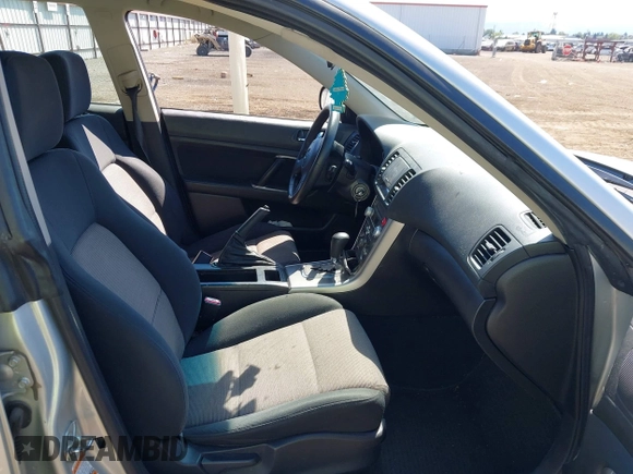 2007 Subaru Legacy Outback z VIN 4S4BP61CX77337711, wystawiony jako IAAI lot #42684013 z przebiegiem 201 987 mil mil oraz . Historia ofert i sprzedaży dostępna na DreamBid. Obrazek 5.