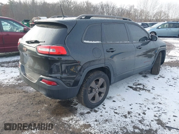 2016 Jeep Cherokee Latitude with VIN 1C4PJMCS1GW326557, listed as a IAAI auction lot 41474801 with 207,805 mi miles. Bid and sale history available at carsss.com. Image 4.