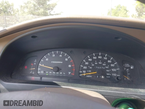 1998 Toyota 4Runner Limited with VIN JT3HN87R5W0188518, listed as a IAAI auction lot 42572049 with 175,274 mi miles and . Bid and sale history available at DreamBid. Image 7.