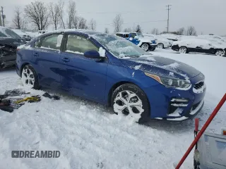 2019 Kia Forte LXS with VIN 3KPF24AD0KE132845, listed as a Copart auction lot 84255344 with 60,484 mi miles and Salvage title. Bid and sale history available at DreamBid. Image 4.