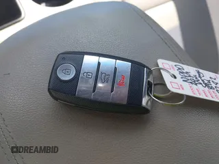 2019 Kia Sportage EX with VIN KNDPN3AC3K7543282, listed as a IAAI auction lot 42366436 with 86,928 mi miles and . Bid and sale history available at DreamBid. Image 11.