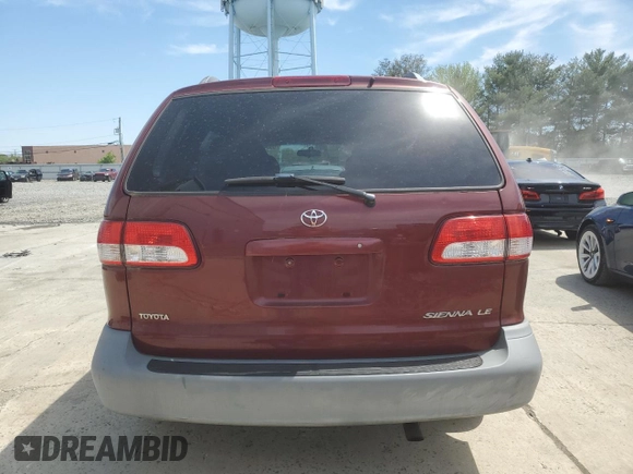 2001 Toyota Sienna LE with VIN 4T3ZF13C71U335626, listed as a Copart auction lot 55040305 with 118,574 mi miles and Clean Title. Bid and sale history available at carsss.com. Image 6.