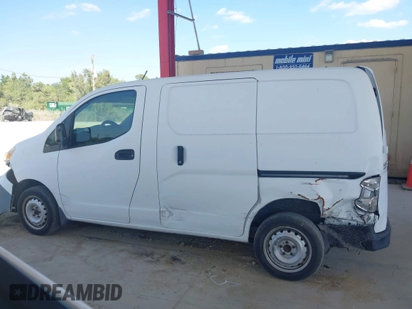 2016 Nissan NV200 S z VIN 3N6CM0KN2GK693003, wystawiony jako IAAI lot #41807204 z przebiegiem 132 868 mil mil oraz . Historia ofert i sprzedaży dostępna na DreamBid. Obrazek 14.