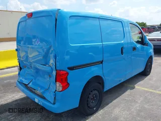 2021 Nissan NV200 SV z VIN 3N6CM0KN0MK693609, wystawiony jako IAAI lot #42332048 z przebiegiem 79 360 mil mil oraz . Historia ofert i sprzedaży dostępna na DreamBid. Obrazek 4.