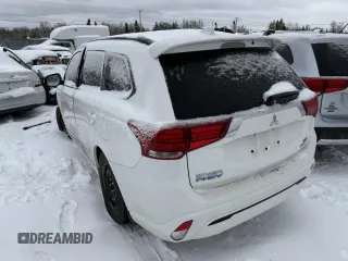 2022 Mitsubishi Outlander SEL with VIN JA4J2VA7XNZ611724, listed as a Copart auction lot 49676565 with 47,638 mi miles and Salvage title. Bid and sale history available at DreamBid. Image 2.