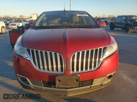 2014 Lincoln MKX with VIN 2LMDJ6JK3EBL17102, listed as a Copart auction lot 41509265 with 102,957 mi miles and Clean Title. Bid and sale history available at carsss.com. Image 5.