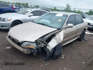 2001 Honda Accord EX с VIN 1HGCG16501A083282, выставлен на аукционе IAAI как лот 42362737 с пробегом Не указан миль и . История ставок и продаж доступна на DreamBid. Изображение 18.