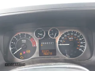 2007 Hummer H3 SUV with VIN 5GTDN13E078220713, listed as a IAAI auction lot 42122511 with 190,073 mi miles. Bid and sale history available at carsss.com. Image 7.
