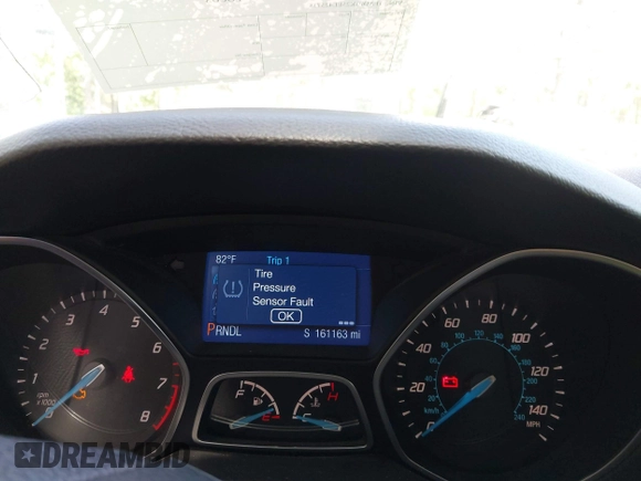 2014 Ford Focus SE with VIN 1FADP3K25EL425738, listed as a IAAI auction lot 42127245 with 161,163 mi miles. Bid and sale history available at carsss.com. Image 7.