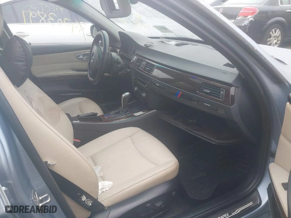 2011 BMW 3 Series 328i xDrive with VIN WBAPK5C59BA659489, listed as a IAAI auction lot 39439573 with 146,346 mi miles. Bid and sale history available at carsss.com. Image 5.